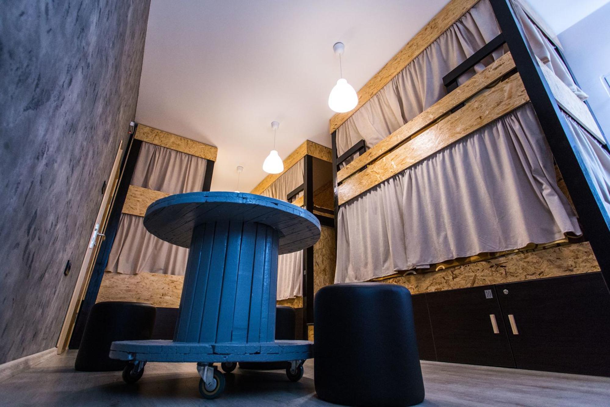 Hostel Day 'N' Night Ni Стая снимка