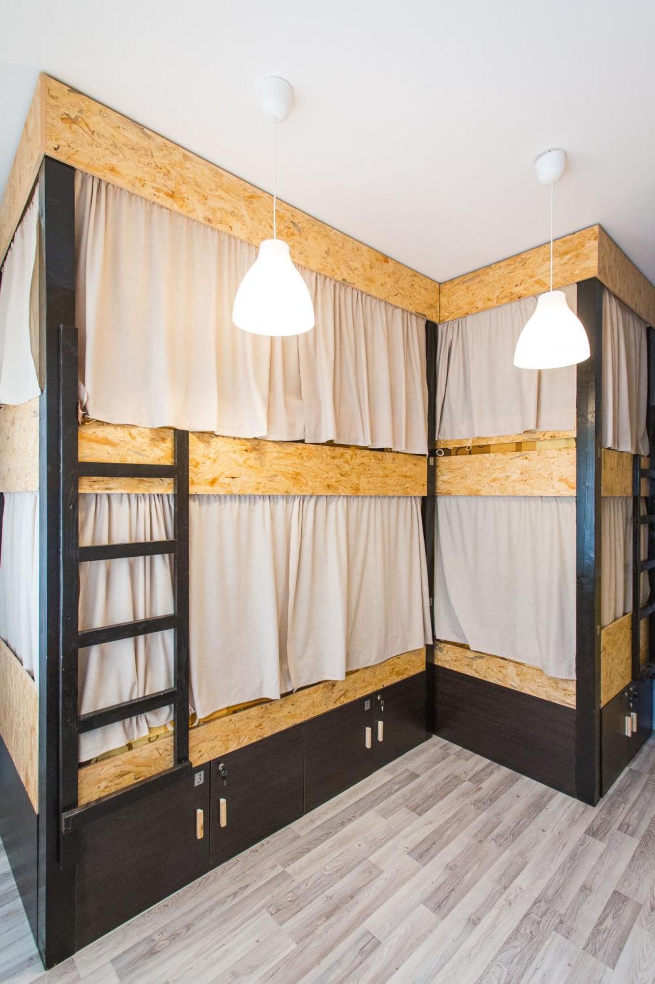 Hostel Day 'N' Night Ni Стая снимка