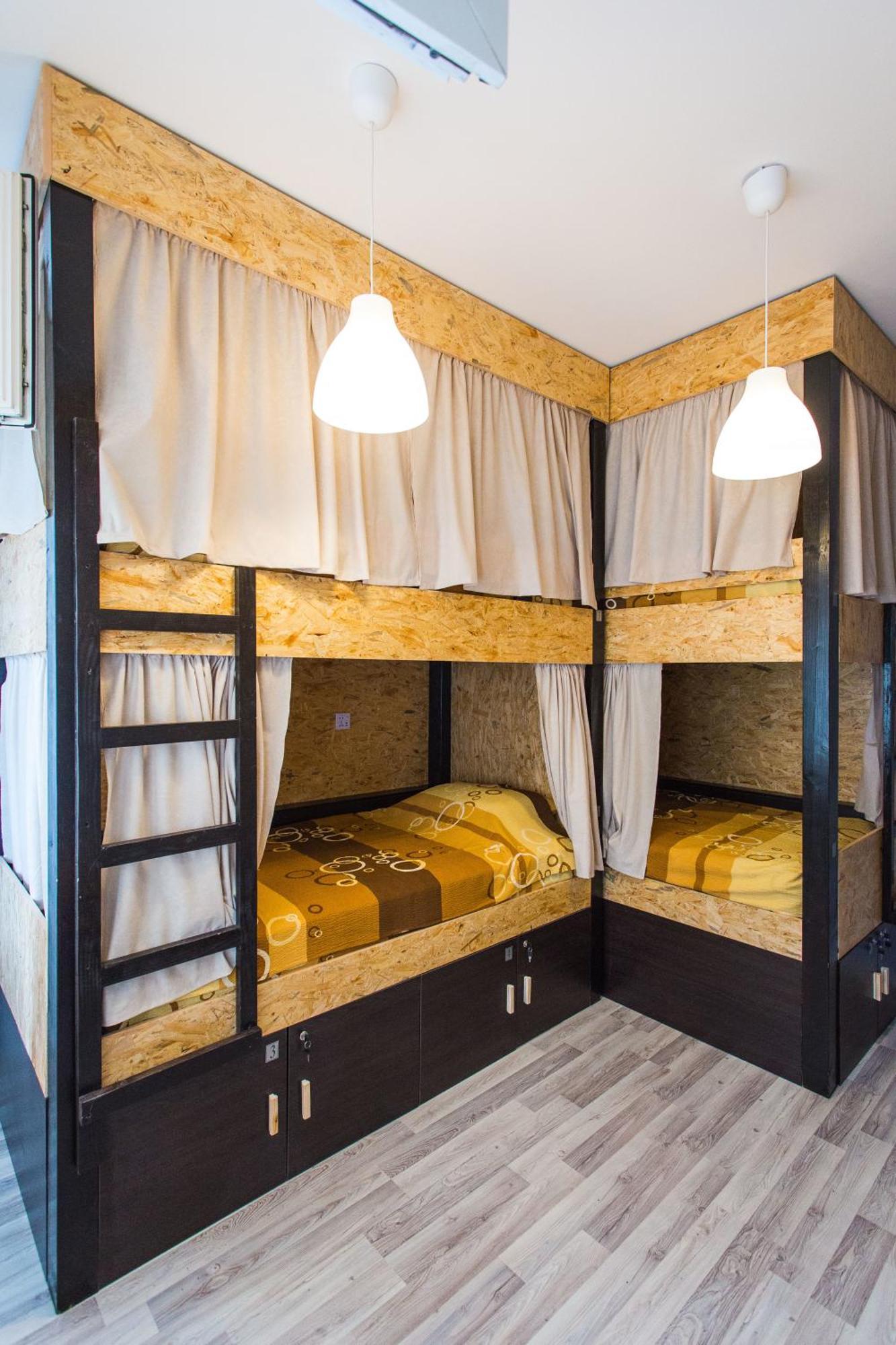 Hostel Day 'N' Night Ni Стая снимка